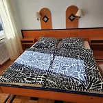 Pension Doppelbett Zimmer 12